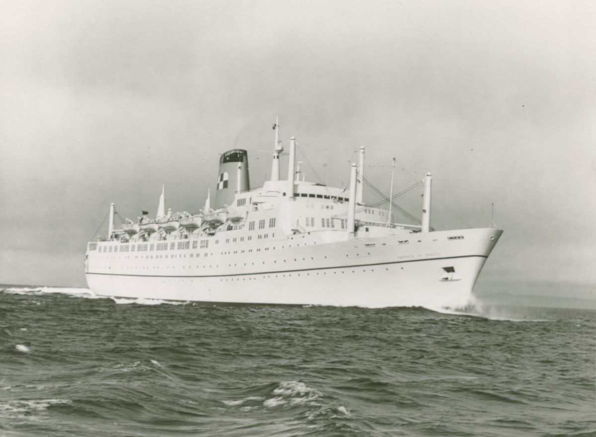 T/S Empress of Canada (b.1961, Vickers- Armstrong (Shipbuilders) Ltd., Walker-on-Tyne (Newcastle))