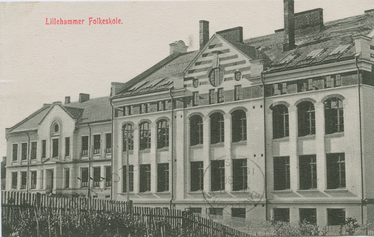 Repro: Lillehammer folkeskole, postkort 