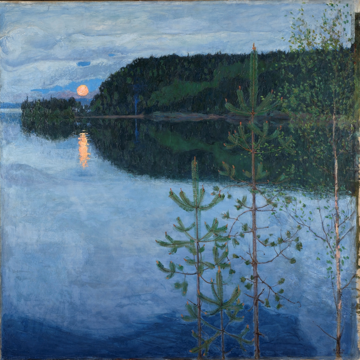Et vann med trær i forgrunnen og vannlinjen i øvre del av maleriet. Skogen og månelys speiler seg i vannet.