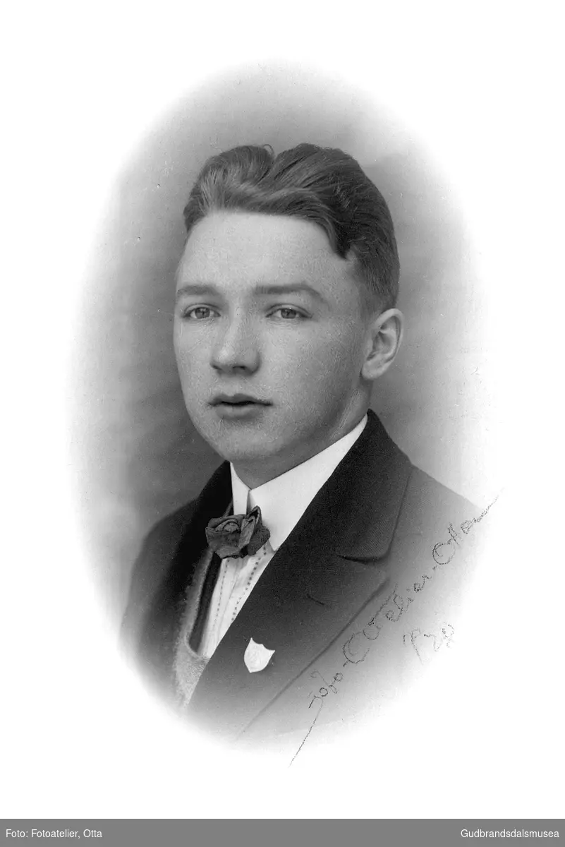 Rolv O. Kvåle (f. 1910)