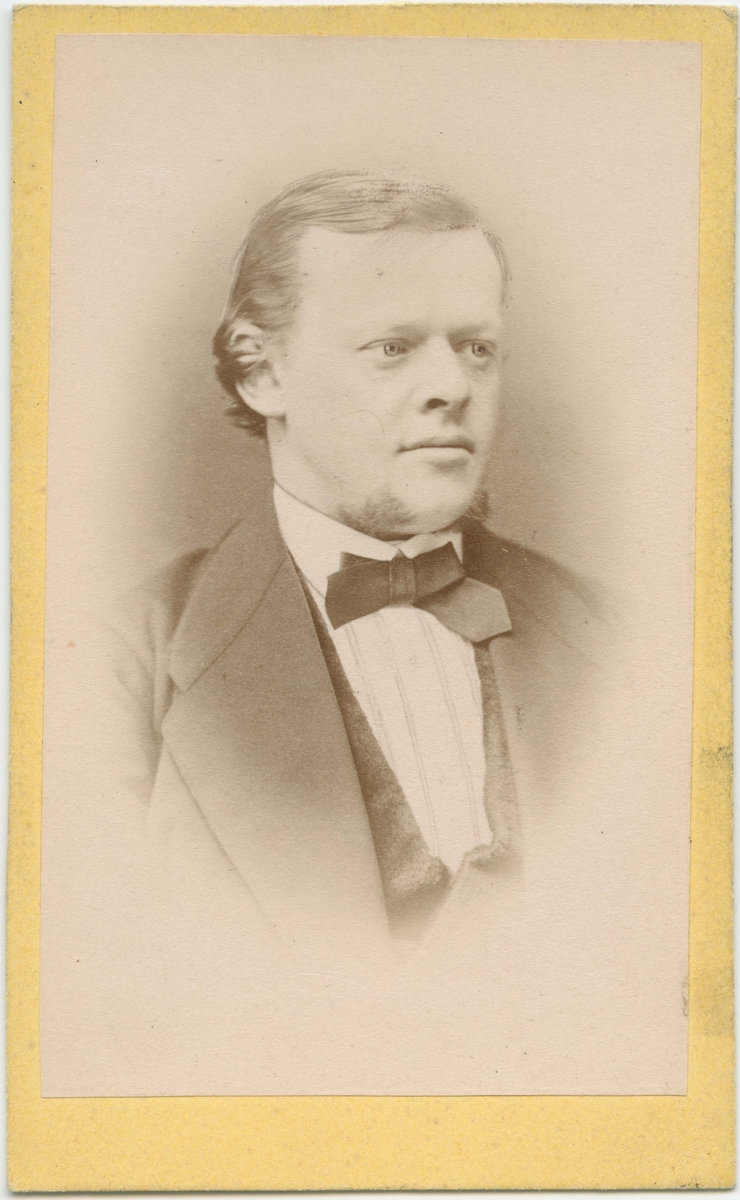 Porträtt på Källarmästare Bryzelli i Jönköping.