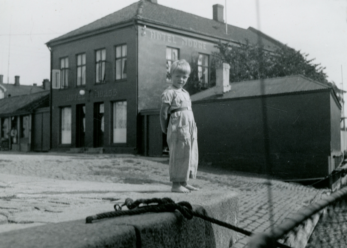 Hotel Norge i Halden 28.8.1936.  Bildet er tatt i samband med at Kornrådet besøkte Halden.