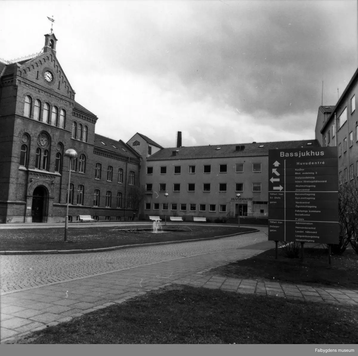 Sjukhusdokumentation utförd av Falbygdens Fotoklubb, 1988-89 ...