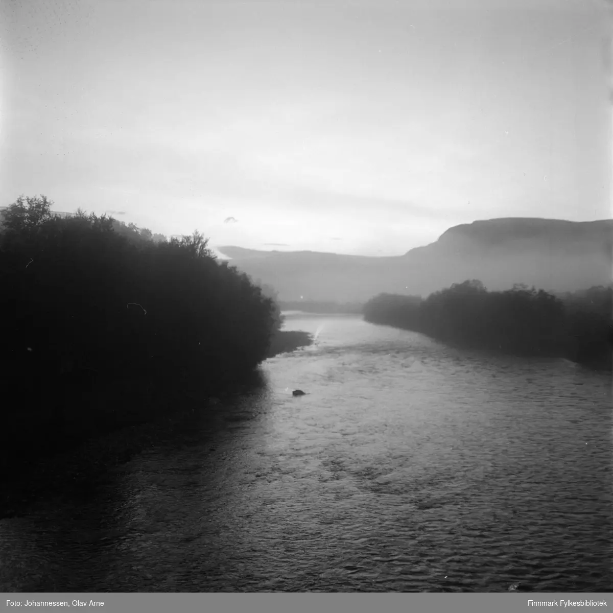 Foto av ukjent sted

Foto trolig tatt på  1960/70-tallet