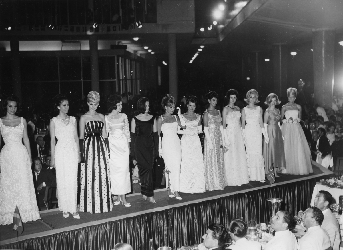 Tävlande i Miss Europa, Beirut, Libanon år 1964. Fröken Sverige Siv Åberg, kom på tredje plats.