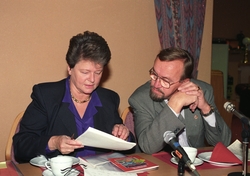 Statsminister Gro Harlem Brundtland og leder i LO Yngve Håge
