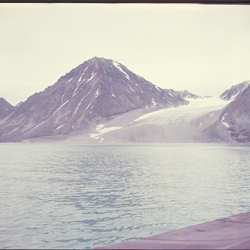 Sokneprest Erling J. Nødtvedt besøkte bl.a. Magdalenefjorden
