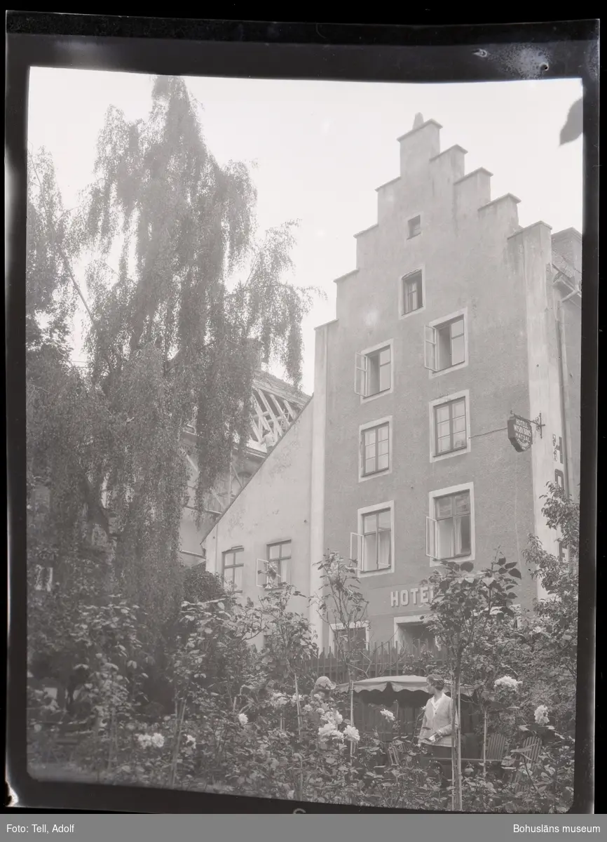 Enligt notering: "Hotell. Visby Börs Medeltida Hus 1920 Tal"
