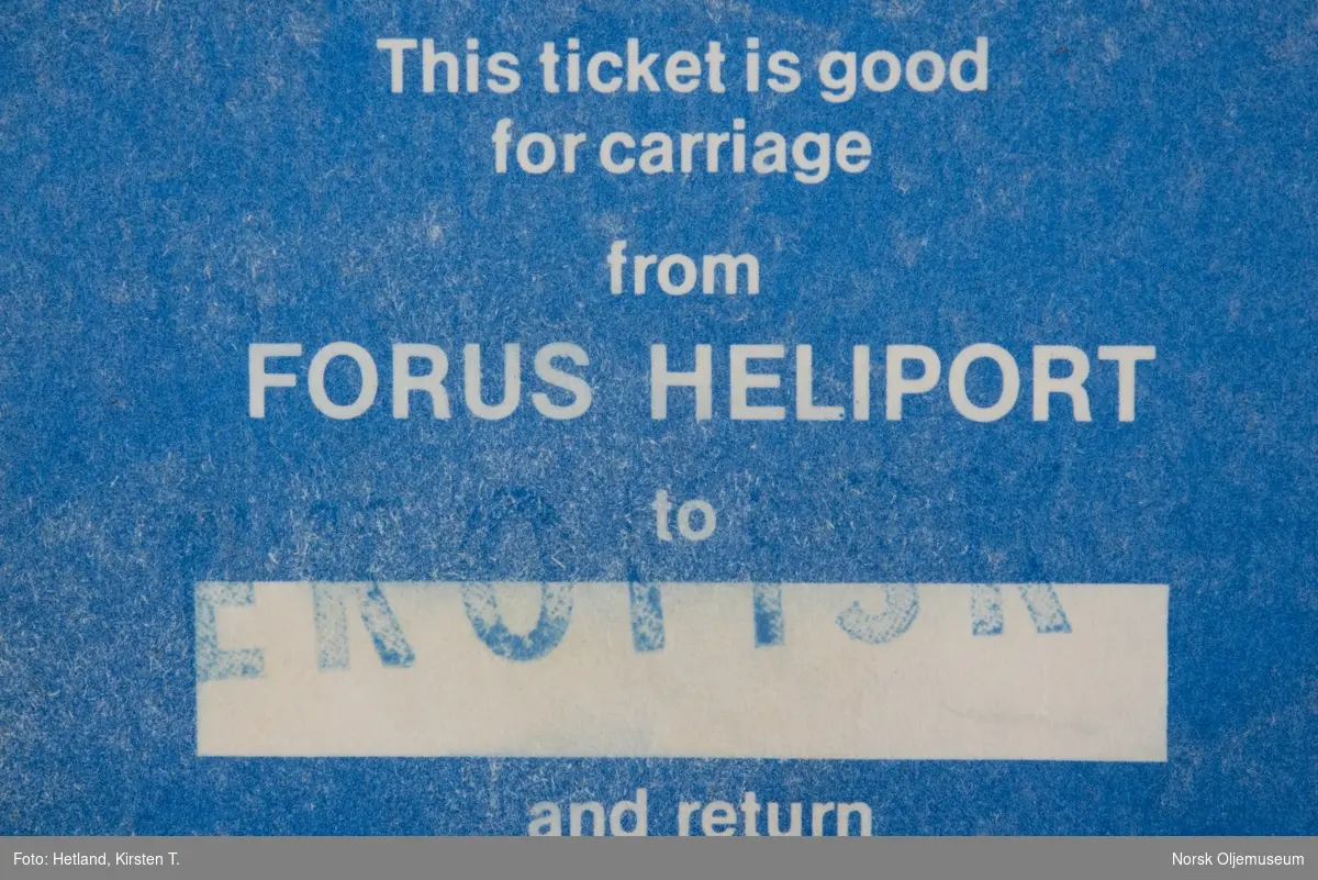 Billett og ombordstigingskort gyldig for transport fra Forus Heliport ut til Ekofisk og tilbake. Billetten var og gyldig for transport mellom plattformene i Nordsjøen.