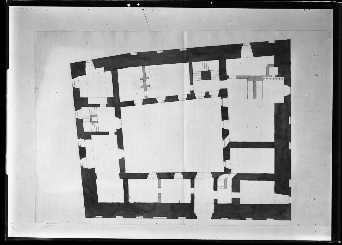 Västerås slott. Planritning av bottenvåningen. Uppmätning troligen av C ...