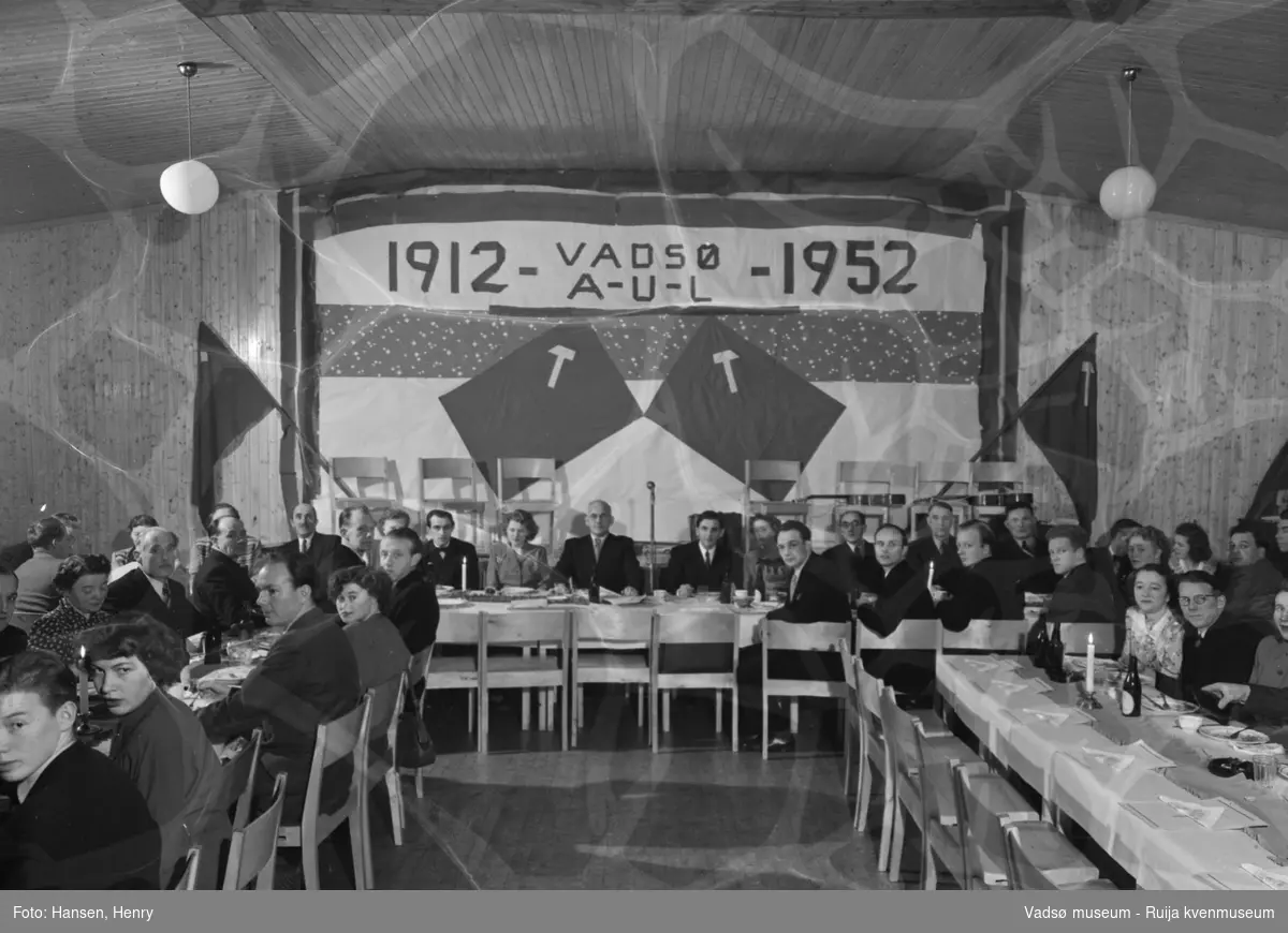 Vadsø  19.01.1952. Vadsø AUL - Vadsø Arbeiderungdomslags 40 års jubileum på Vårbrudd.