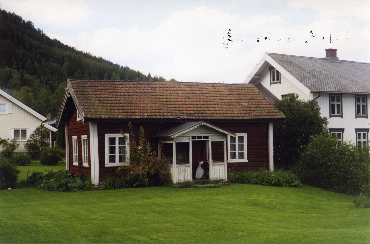 Hallinstugu. Gamlestugu i Onsgård sett fra Møllevegen.
