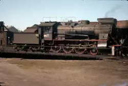 Damplokomotiv type 30b nr. 362 på svingskiven på Hamar stasj