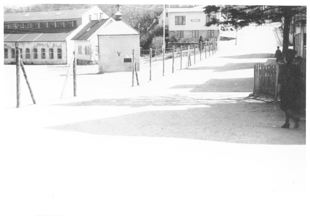 Mosbekk plass i Egersund, 8. mai 1945