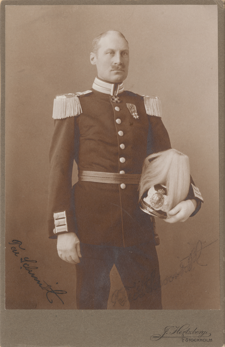 Porträtt av Tell Schmidt, major vid Göta livgarde.