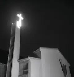 Lyskorset til den katolske kirka St. Mikael i Hammerfest