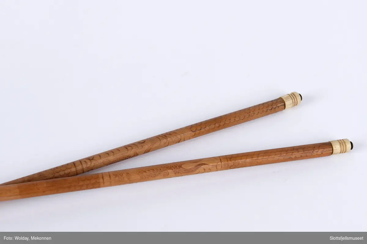 Spisepinner av bambus.