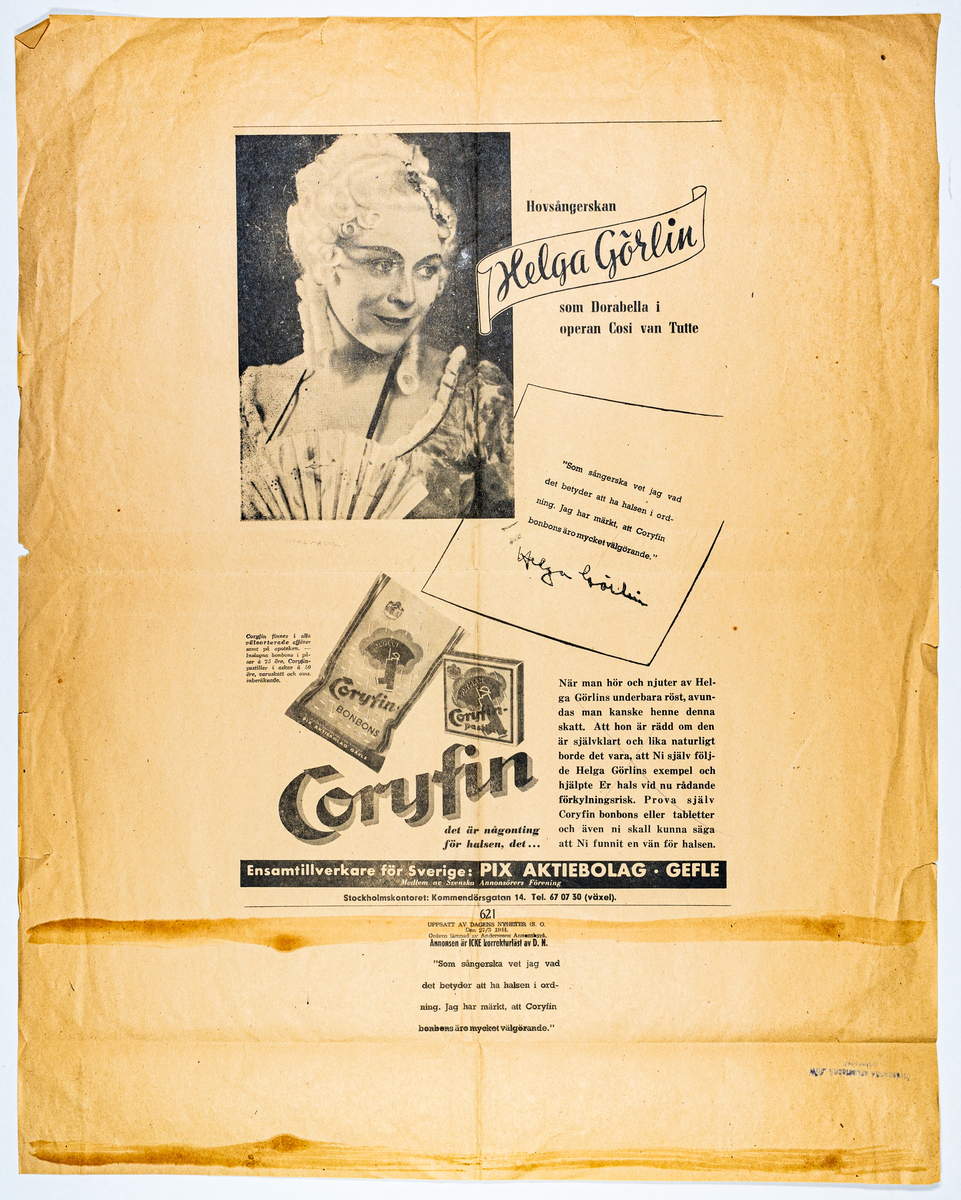 Reklamaffisch, tryckt i svart på papper, för Coryfin-tabletter. Foto på hovsångerskan Helga Görlin samt reklamtext.