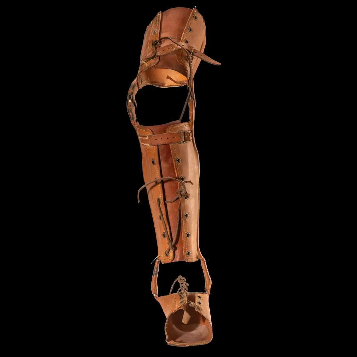 Stödbenet användes av Algot Ångman. Algot föddes med en muselföränding i höger ben och använde benet för att det skulle vara enklare att gå på benet.