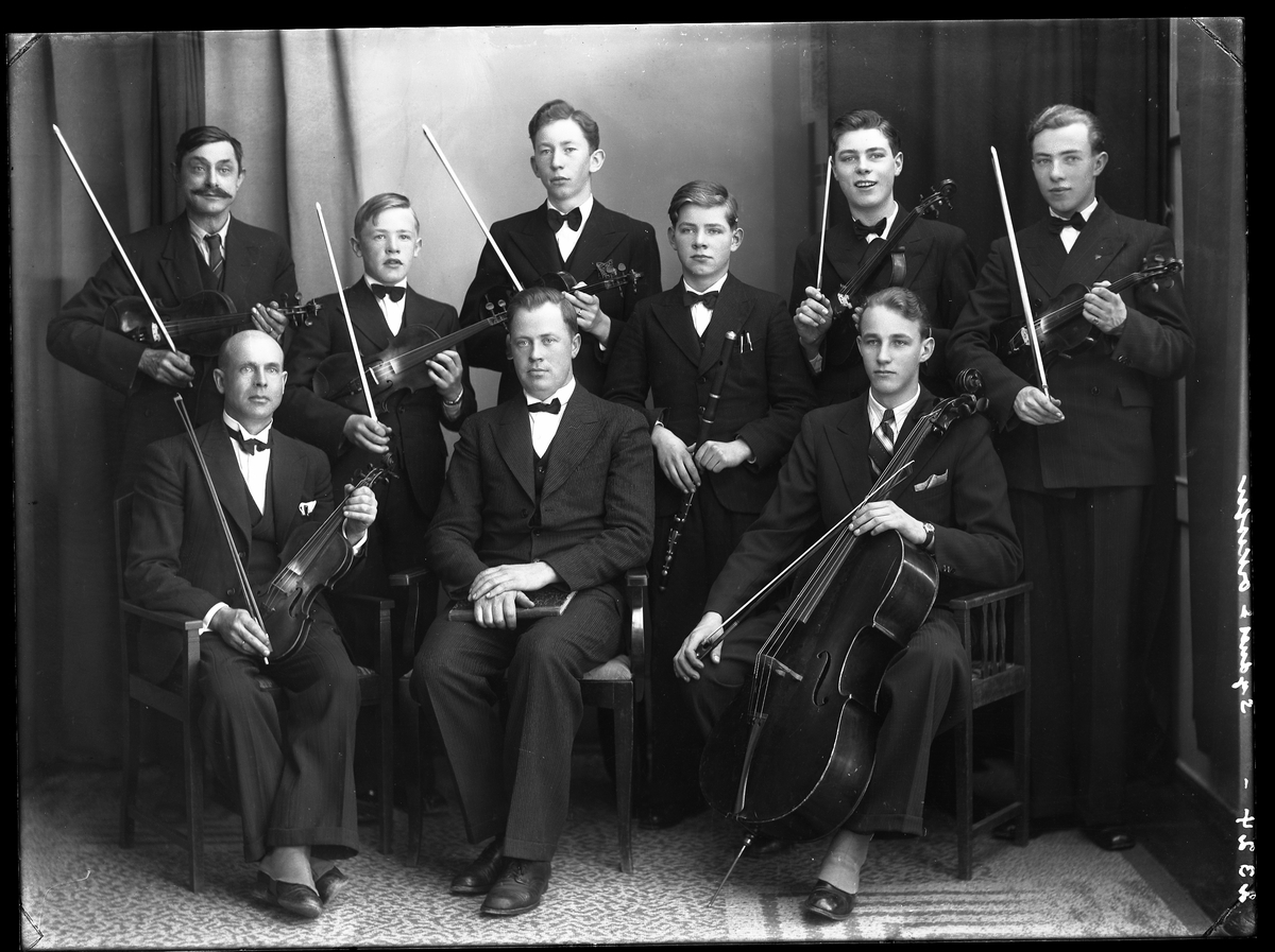 9 manns orkestergruppe