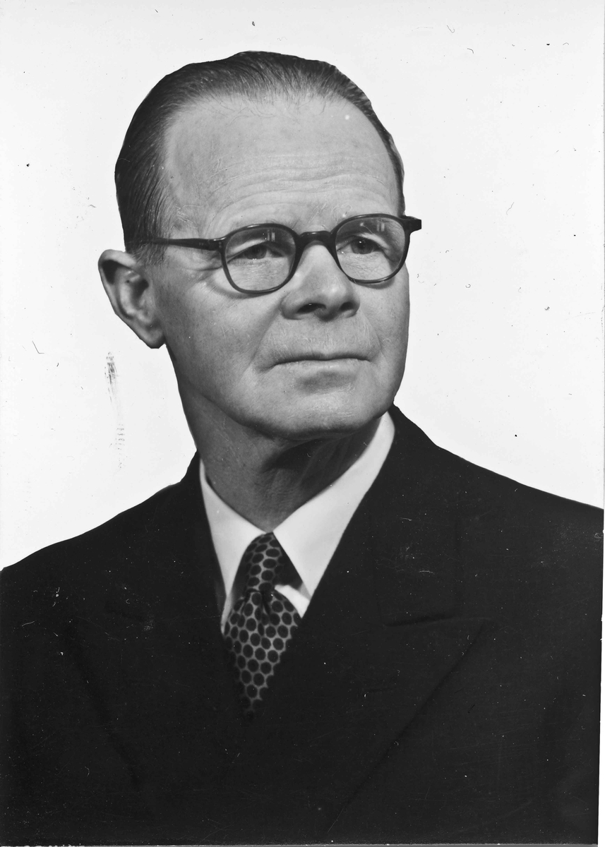 Kristian Stenberg. Politisk verv i Feiring 1948-1951 og 1956-1960?
