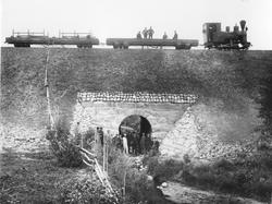 Inspeksjonstog ved Jødalsbekk kulvert sommeren 1896. Bakerst