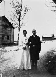 Brudeparet Margrethe og Joakim Sverdrup, gift 06.01.1906. Ma