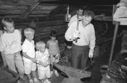 Olsok på Romsdalsmuseet..Inne i Vistdalssmia..Holmemstranda 