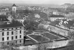 Utsikt fra Nidarosdomen mot Rådhuset og Thomas Angells Stift