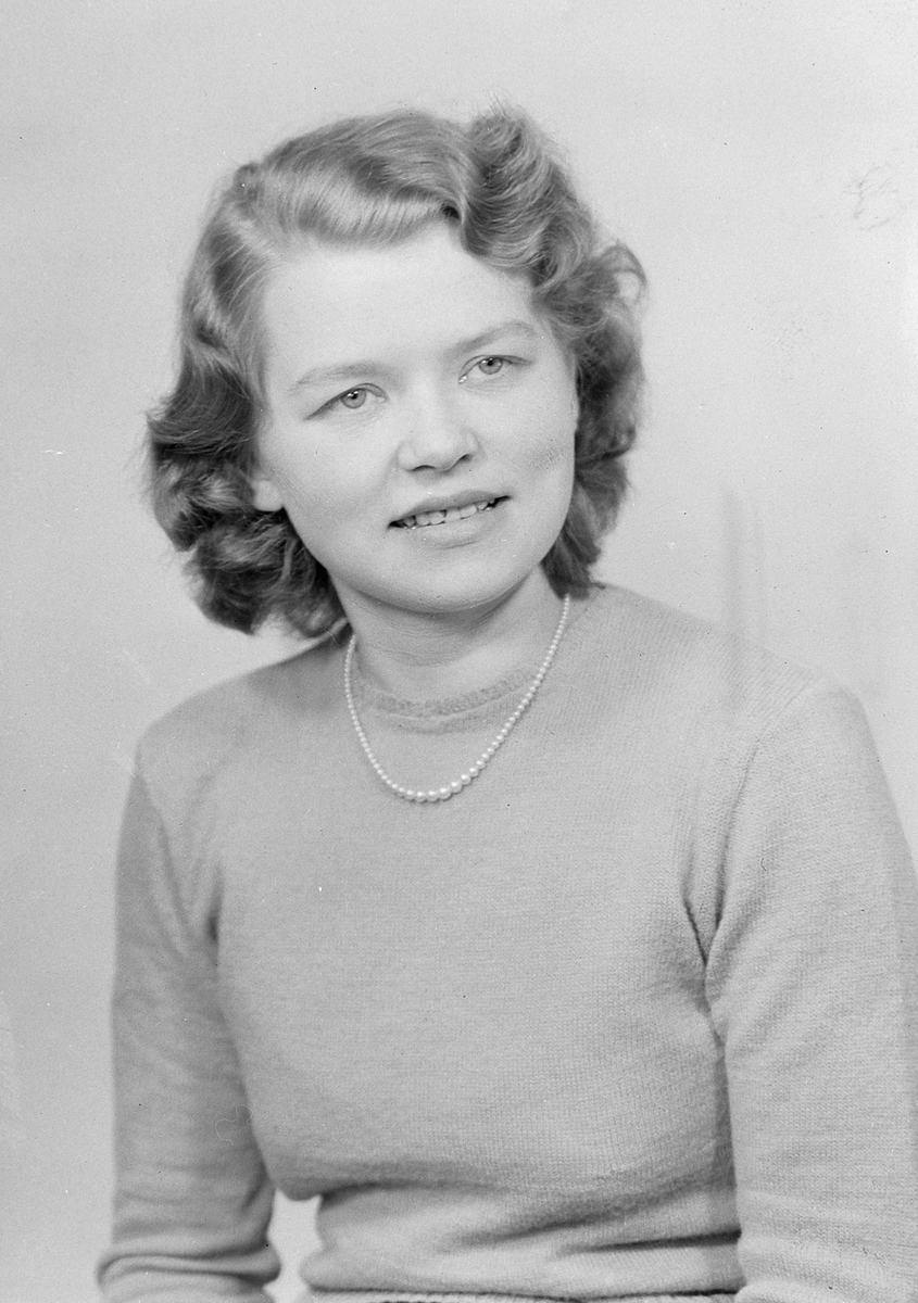 Inger-Elise Aune ved Sør-Trøndelag fylkes husflidsskole