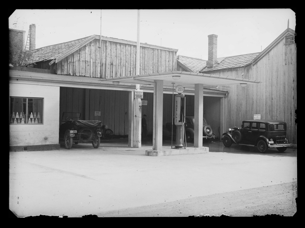 Alf Skanckes bensinstasjon i Kjerkgata på Røros