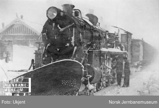 NSB damplokomotiv type 26c på Finse stasjon