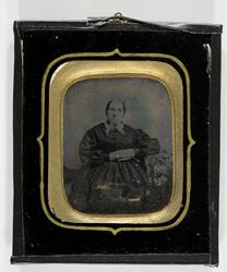 Portrett av kvinne, Sissel Reimert, Ny Hellesund, Søgne, Ves