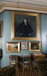 Ibsens arbeidsværelse, Ibsens leilighet. Vegg med portrettet