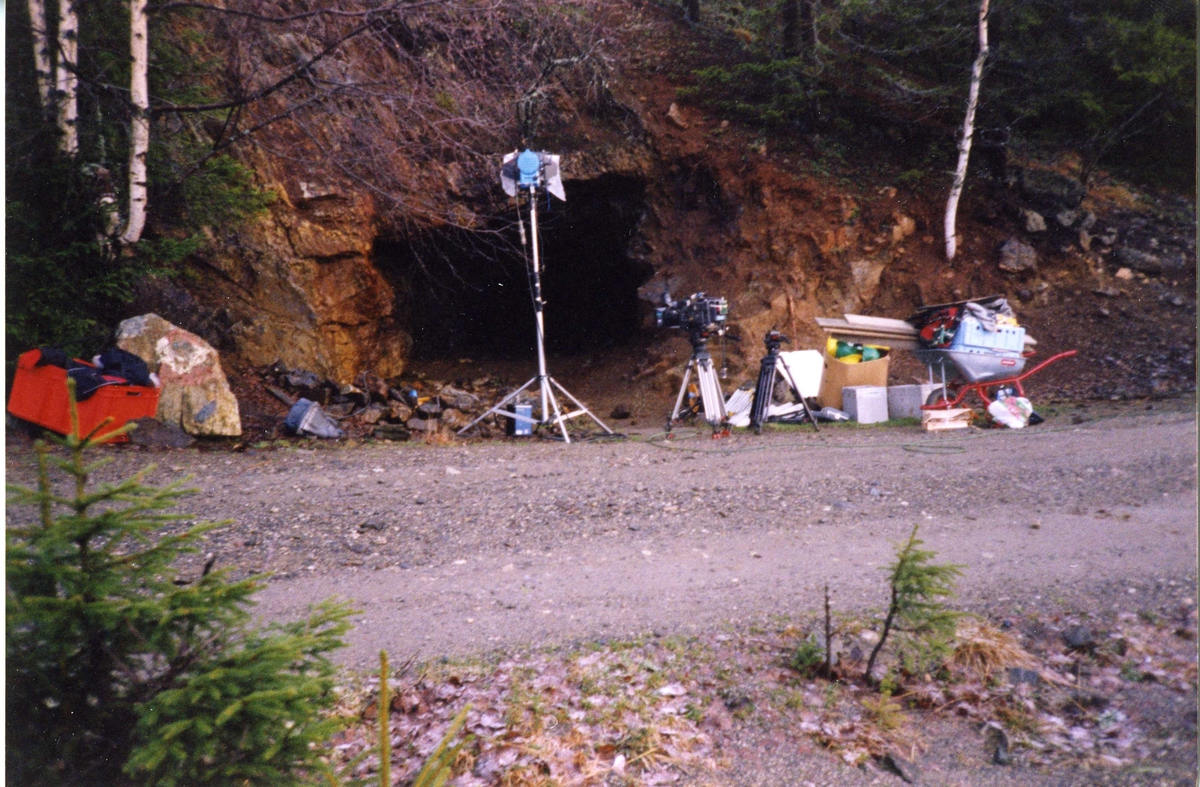 NRK opptak i og utenfor Nyseter gruvene, nedlagte sinkgruver på Grua.