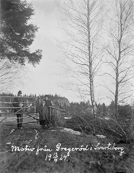 Johans text på fotot: "Motiv från Gregeröd i Svarteborg 13 april 1924"