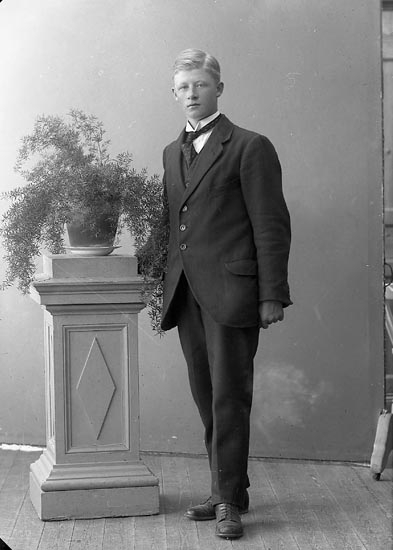 "Olsson, Gunnar Anrås Jörlanda" enligt fotografens journal nr 4 1918-1922.
