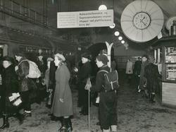 Nationaltheatret stasjon.