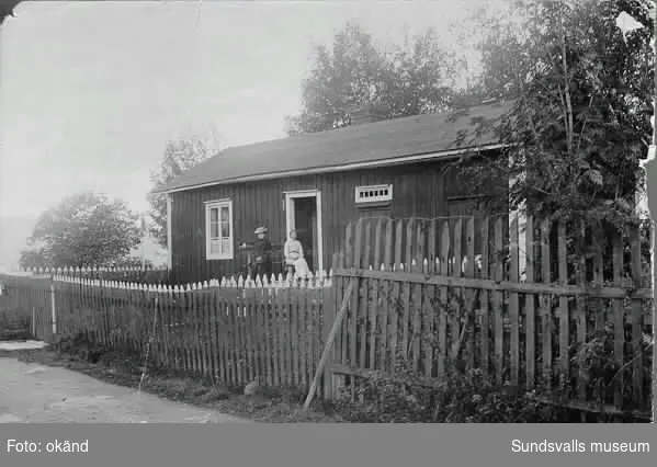 Anna Lindbergs stuga på Heffners omkring 1902