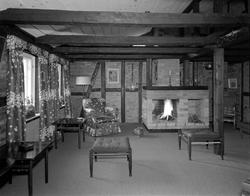 bolighus, interiør, bindingsverk, takbjelker, stue, salong, 