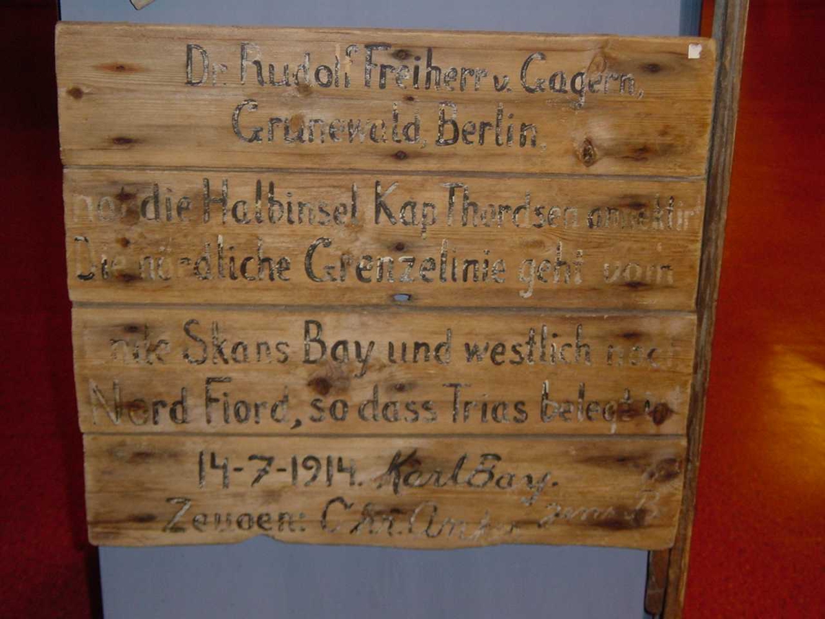 Stor treplate brukt som anneksjonsmerke for tysk greve Gagern