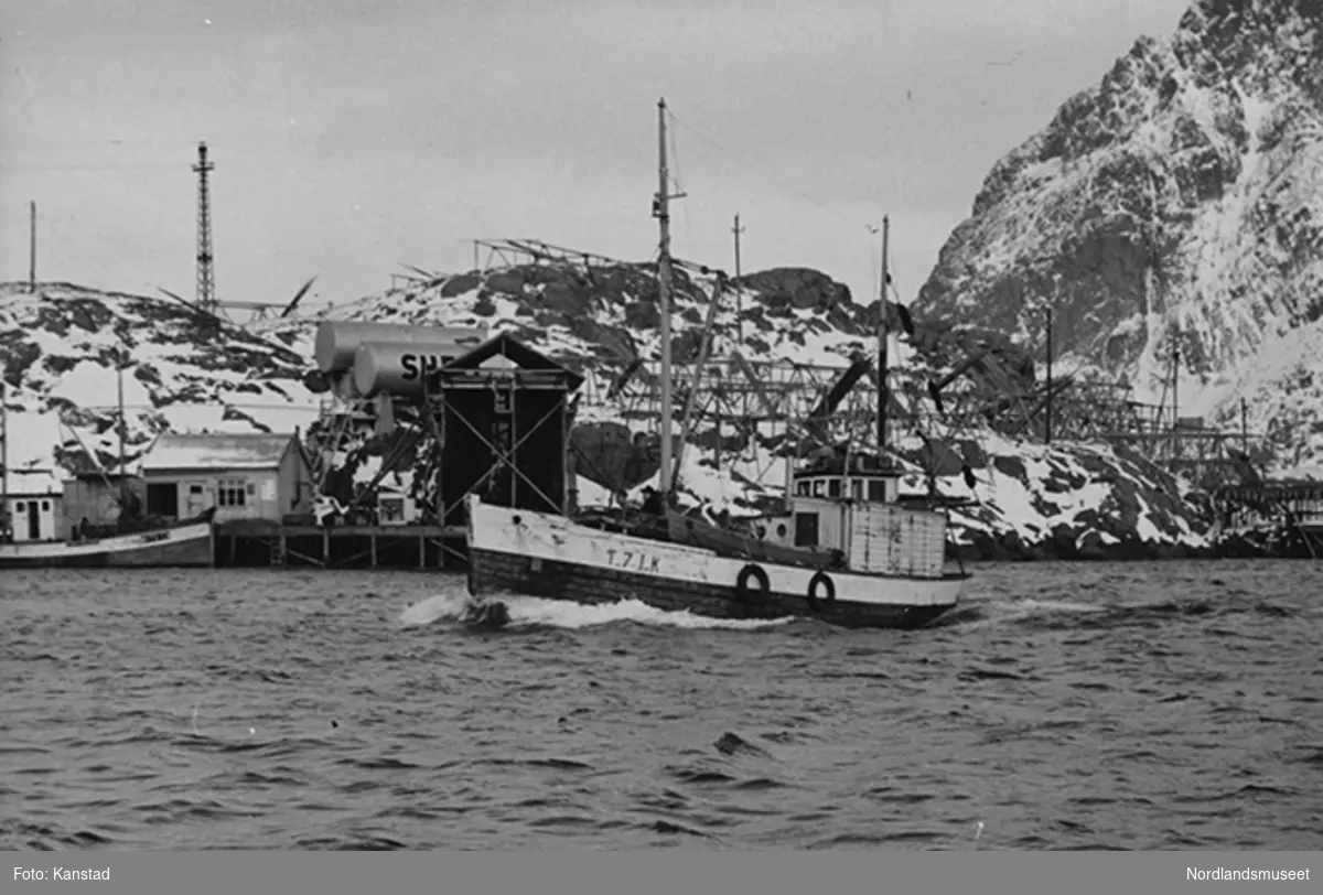 Farkosten T 71 K (Karlsøy) Mk "Høifjell", Shell-oljetanker i bgr.