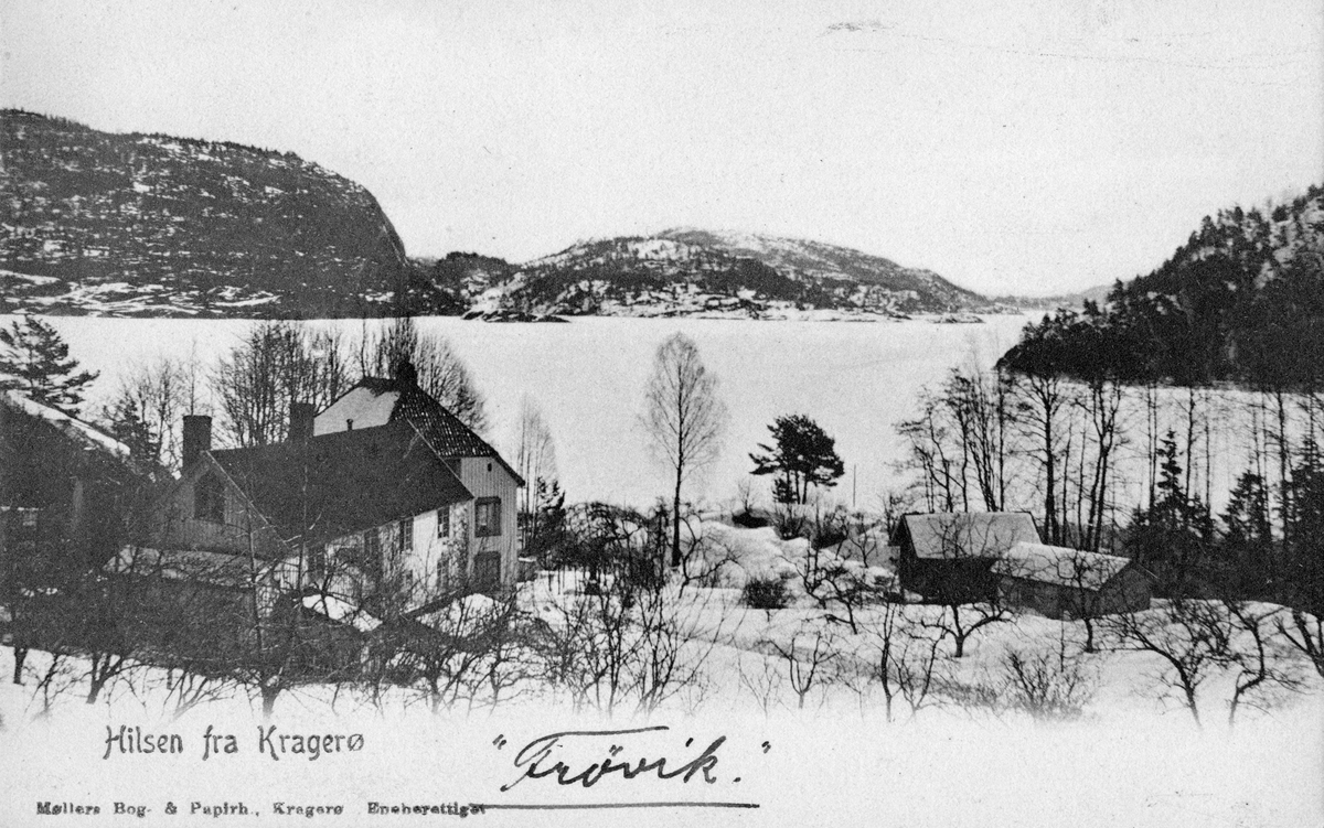 Postkort med Frøvik gård som motiv. Vinterlandskap.