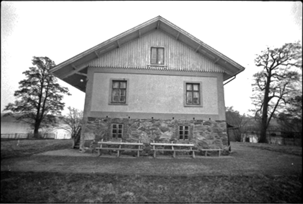 Kulturhistorisk undersökning om  byggnader kring Nääs slott.