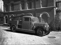 Østbys Auto. Brannbil fotografert ved brannstasjonen.
Årsmo