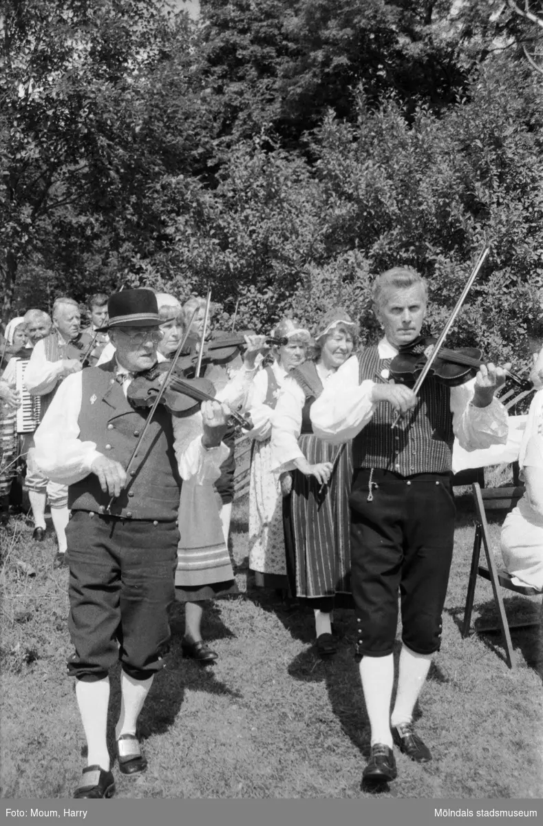 Hembygdsdag på Långåker i Kållered, år 1984.

För mer information om bilden se under tilläggsinformation.