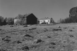 Hansgården på Sunde. Her lå det gamle fellestunet på det som