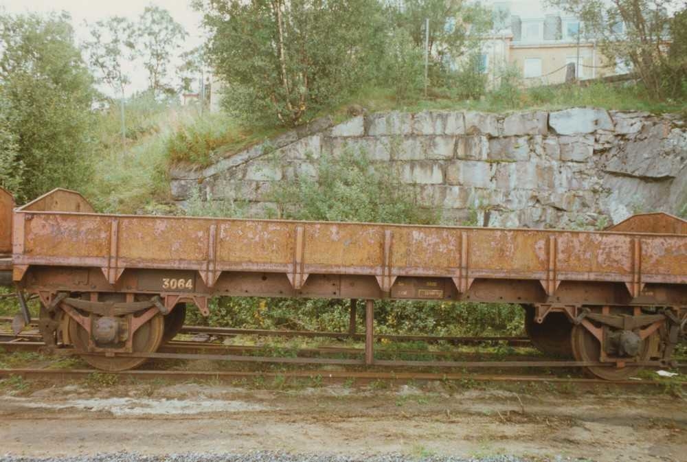 Jernbanevogn påLKABs spor nedenfor Kull lageret,