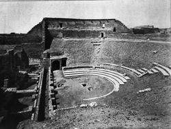 Teater (Arkitekt Gudolf Blakstad)