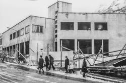 Odda Samvirkelag frå 1939, under riving. Kremarvegen. Forret